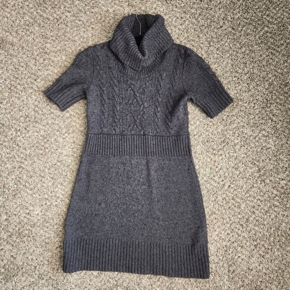 Turtleneck Short Sleeve Sweater Top